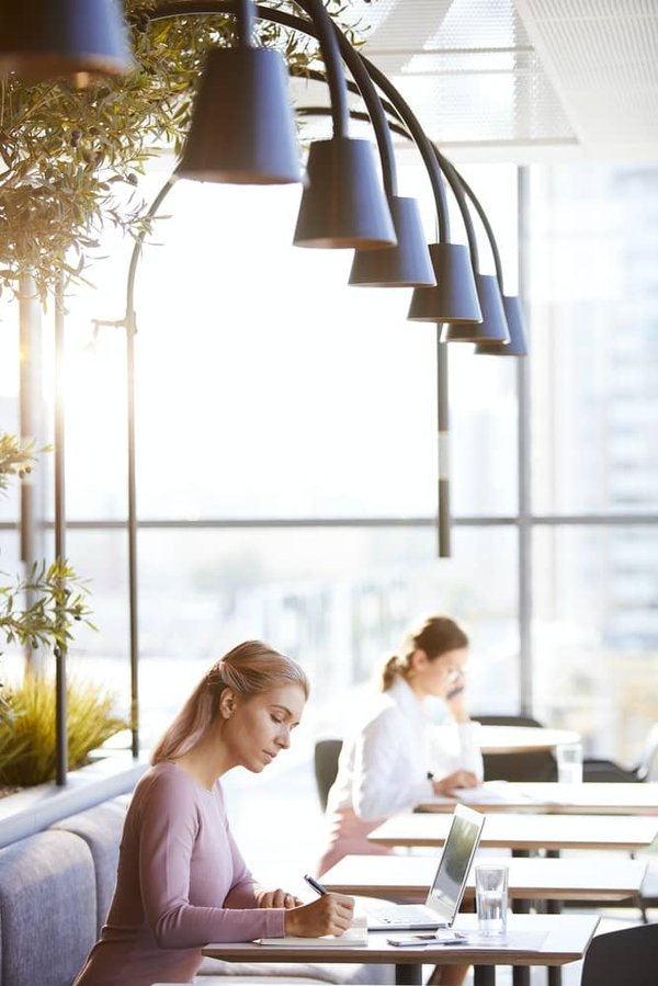 Quelles sont les principales étapes à suivre pour mettre en place un espace de coworking ?